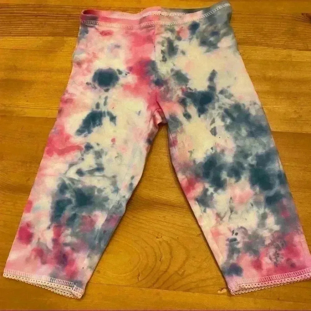Hanes tie dyed capris